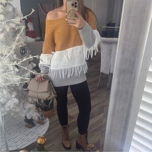 Mazik Off-Shoulder Knit Tassel Fringe Sweater Colorblock Golden Tan White Gray